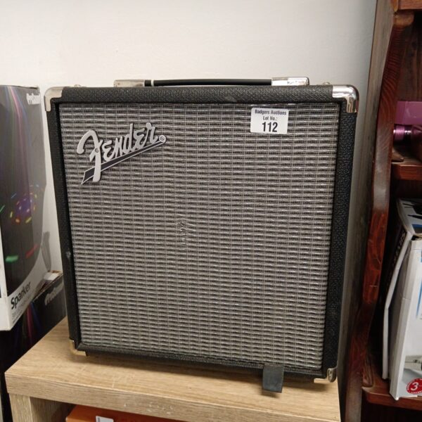Fender rumble 15 guitar amplifier