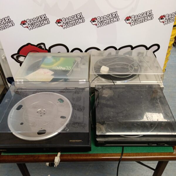 Lot of four record players including marantz tt-42 & Sony ps-lx22