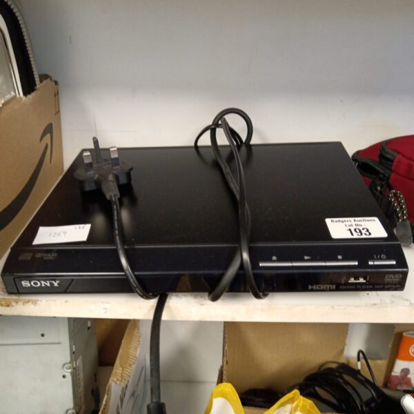 Sony dvp-sr760h cd dvd player