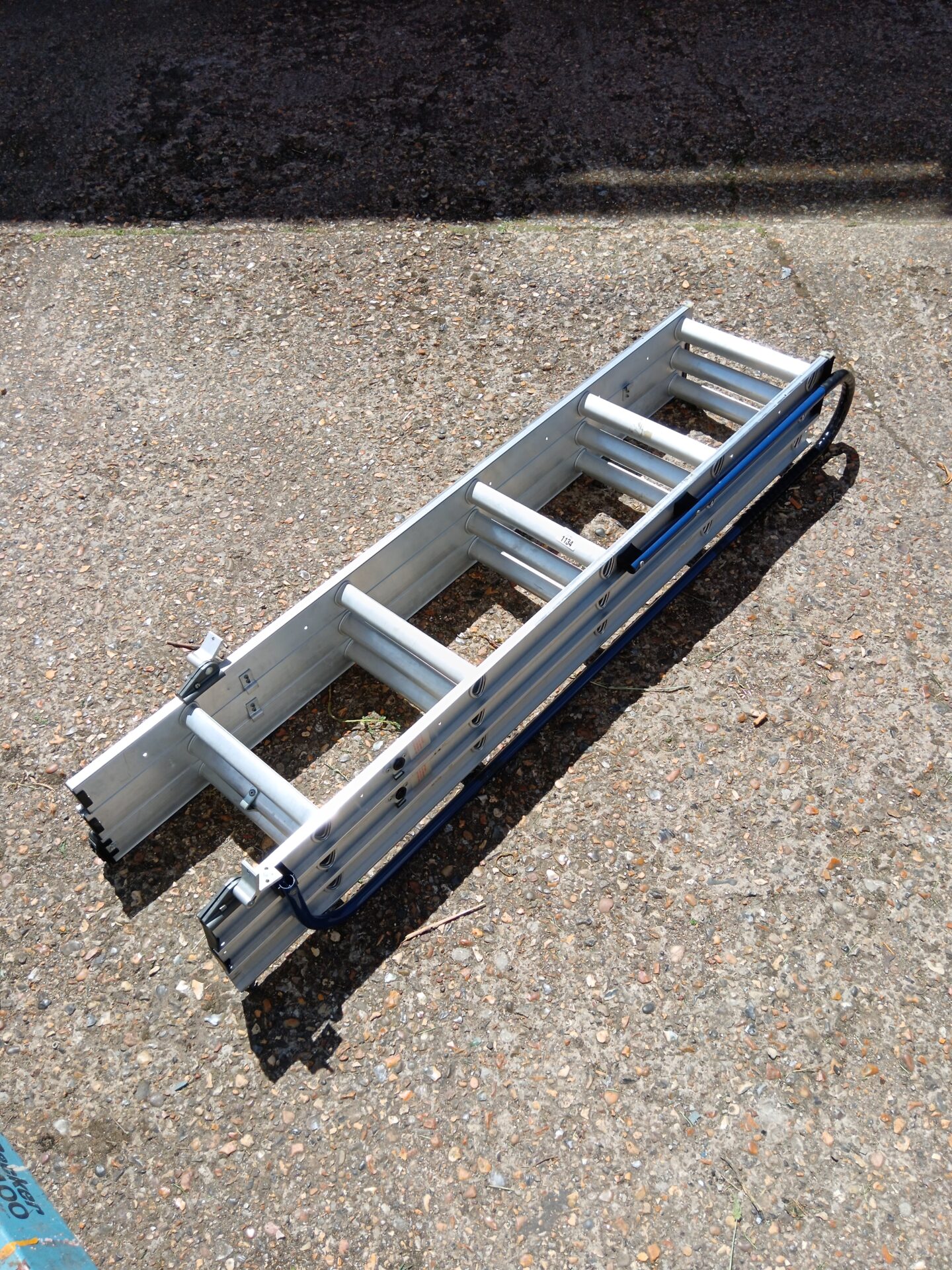 Aluminium loft ladder