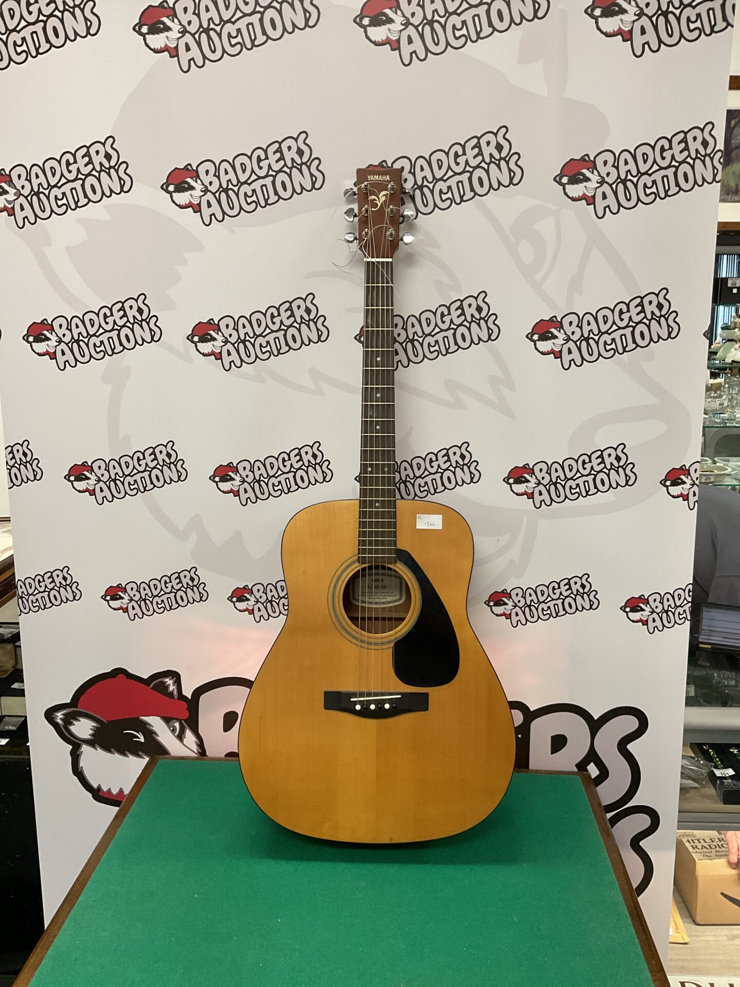 Yamaha fg-403ms acoustic guitar