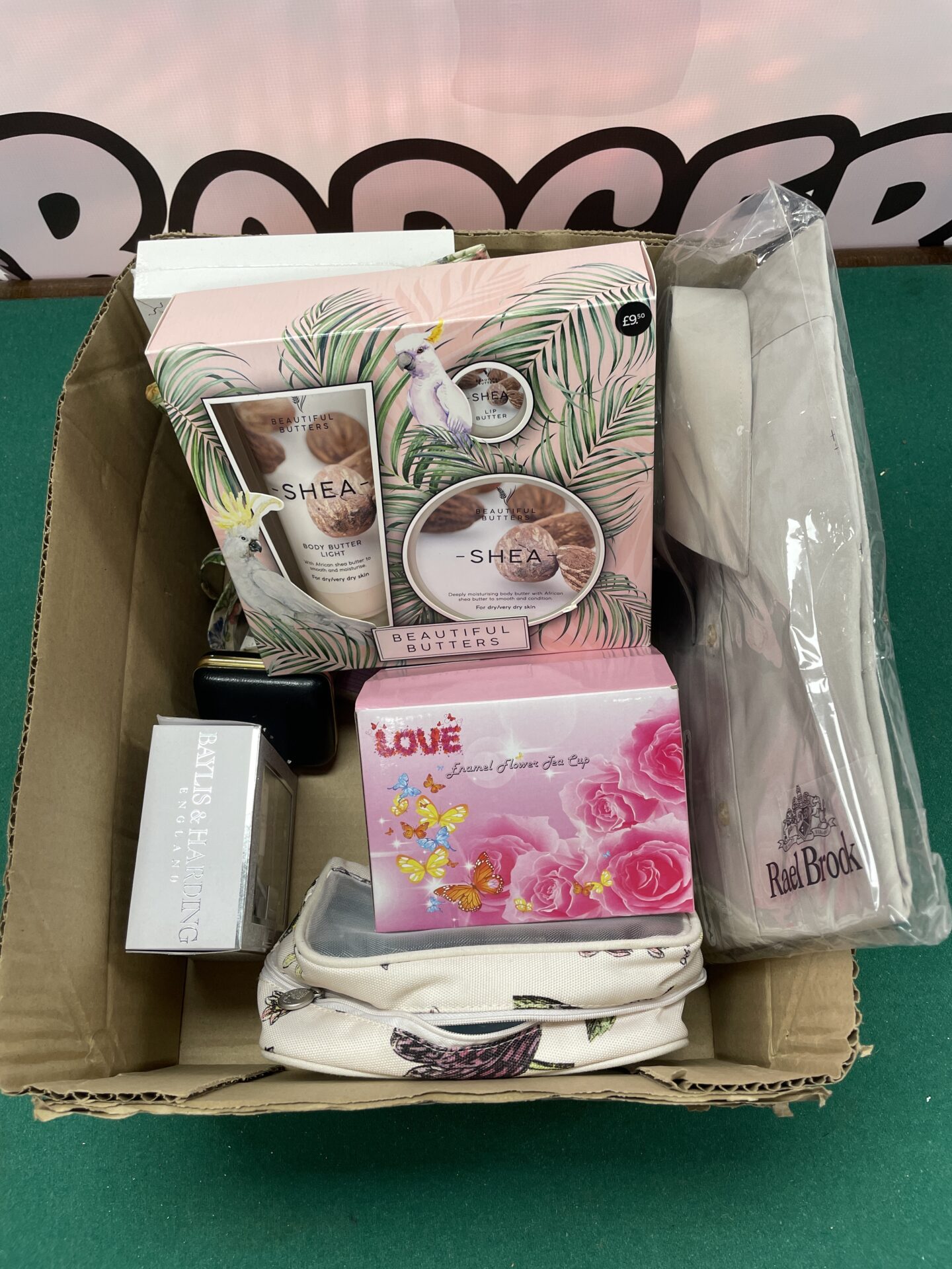 mixed items including baylis and harding limited edition body wash