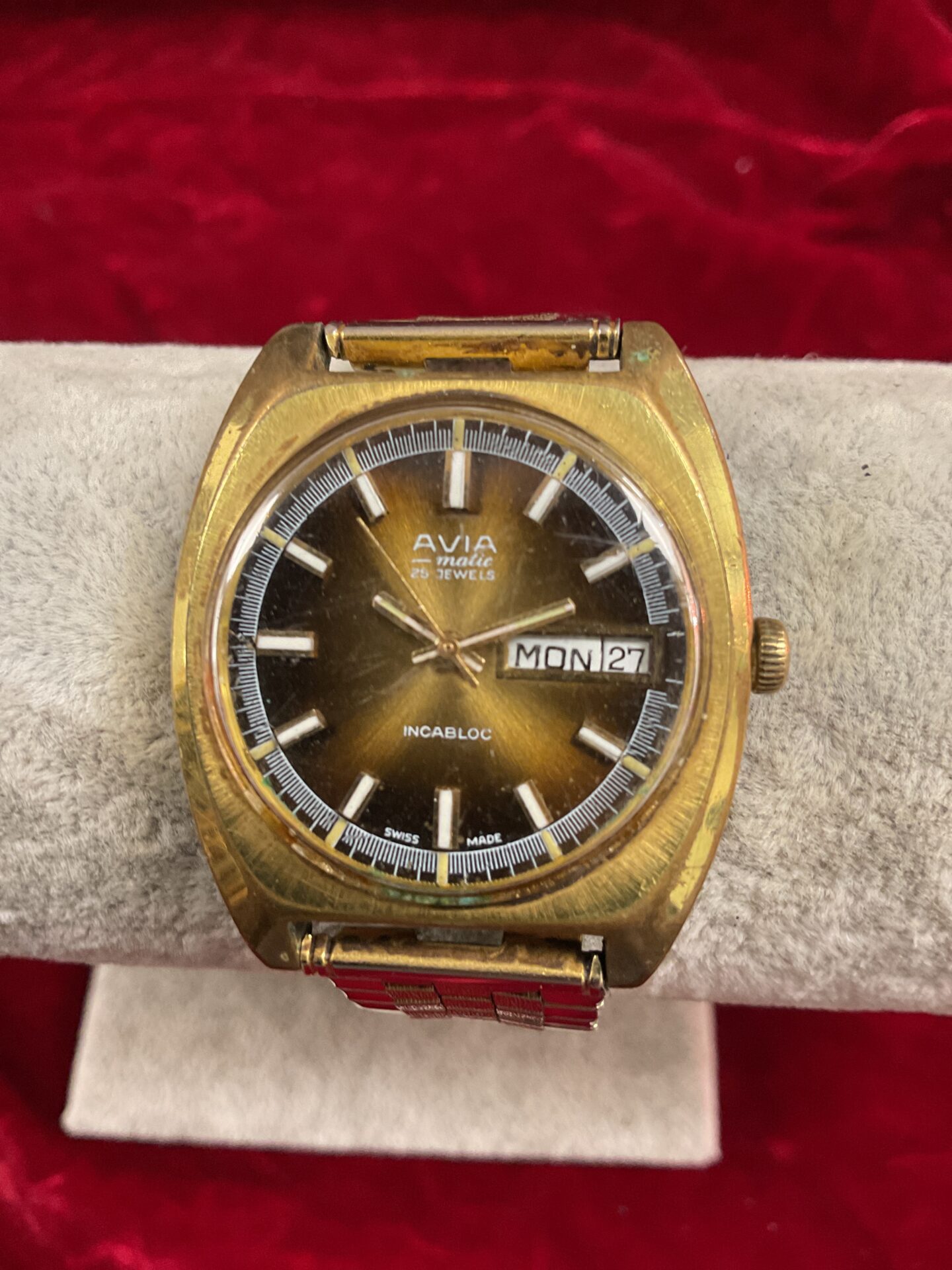 vintage avia day date automatic gents watch Working