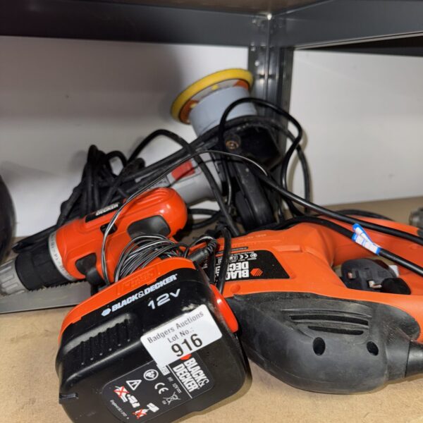 Selection of power tools inc electric saw, cordless drill & polisher