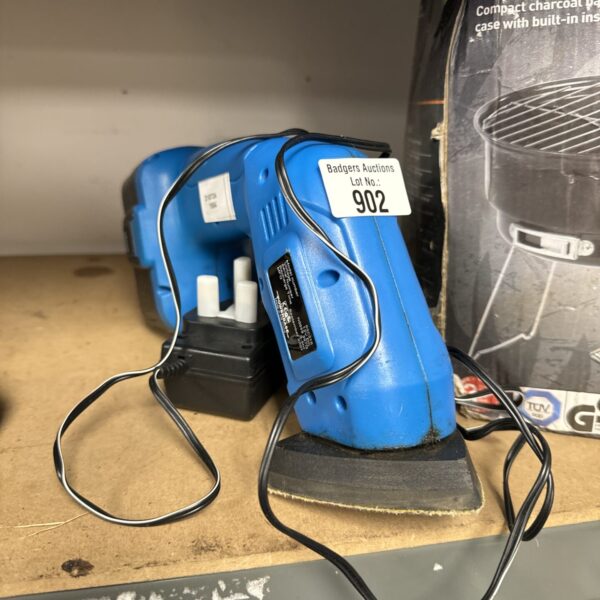 Powerbase cordless nibbler sander - working, battery health unknown