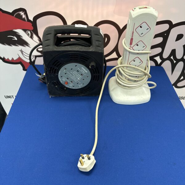 Eveready 25m extension reel with surgeguard eight socket power adapter