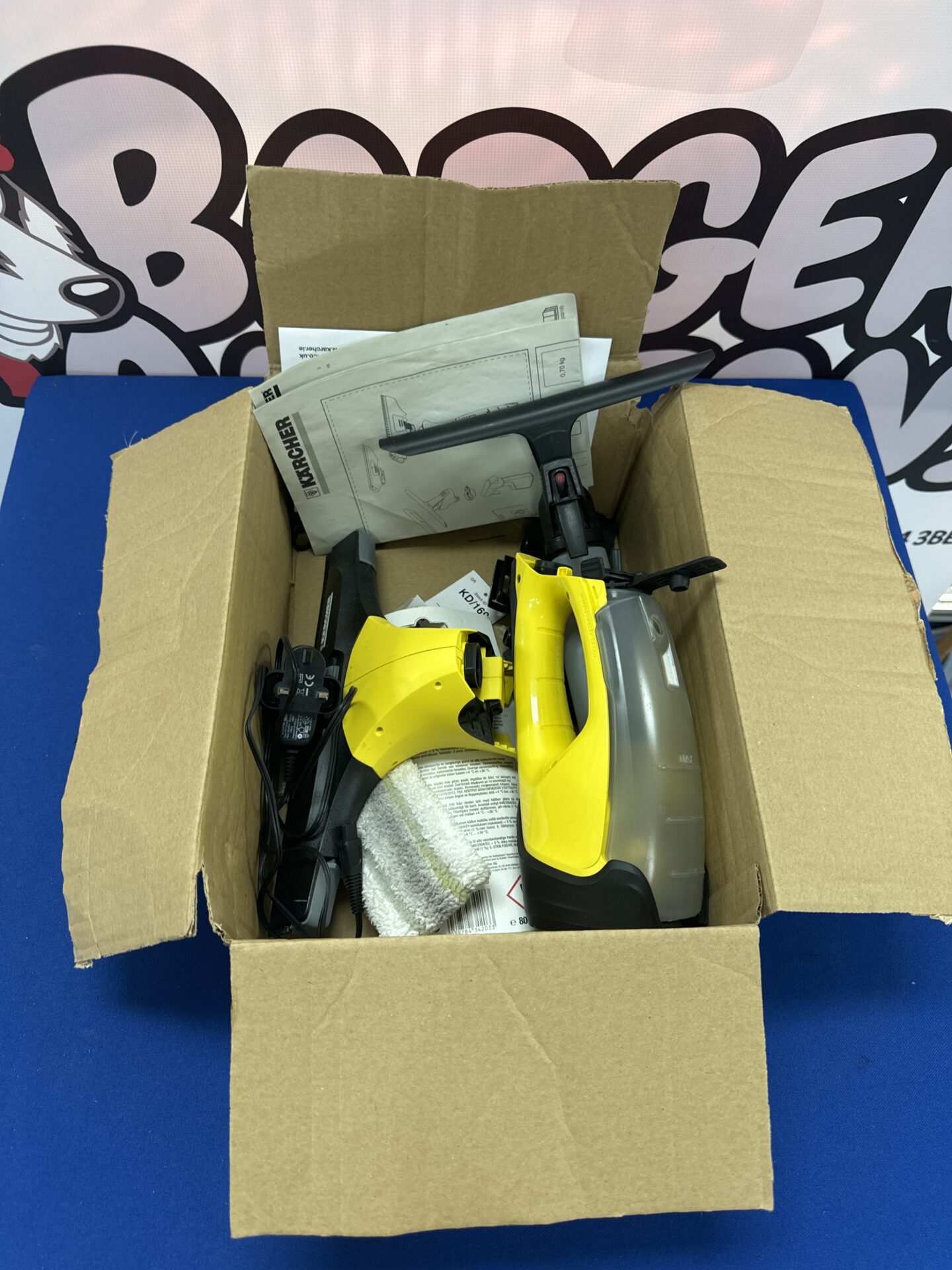 Karcher wv5 premium window vac with attachments