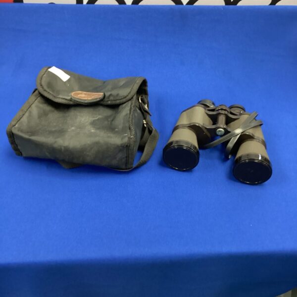 Pair of halina discovery binoculars in case