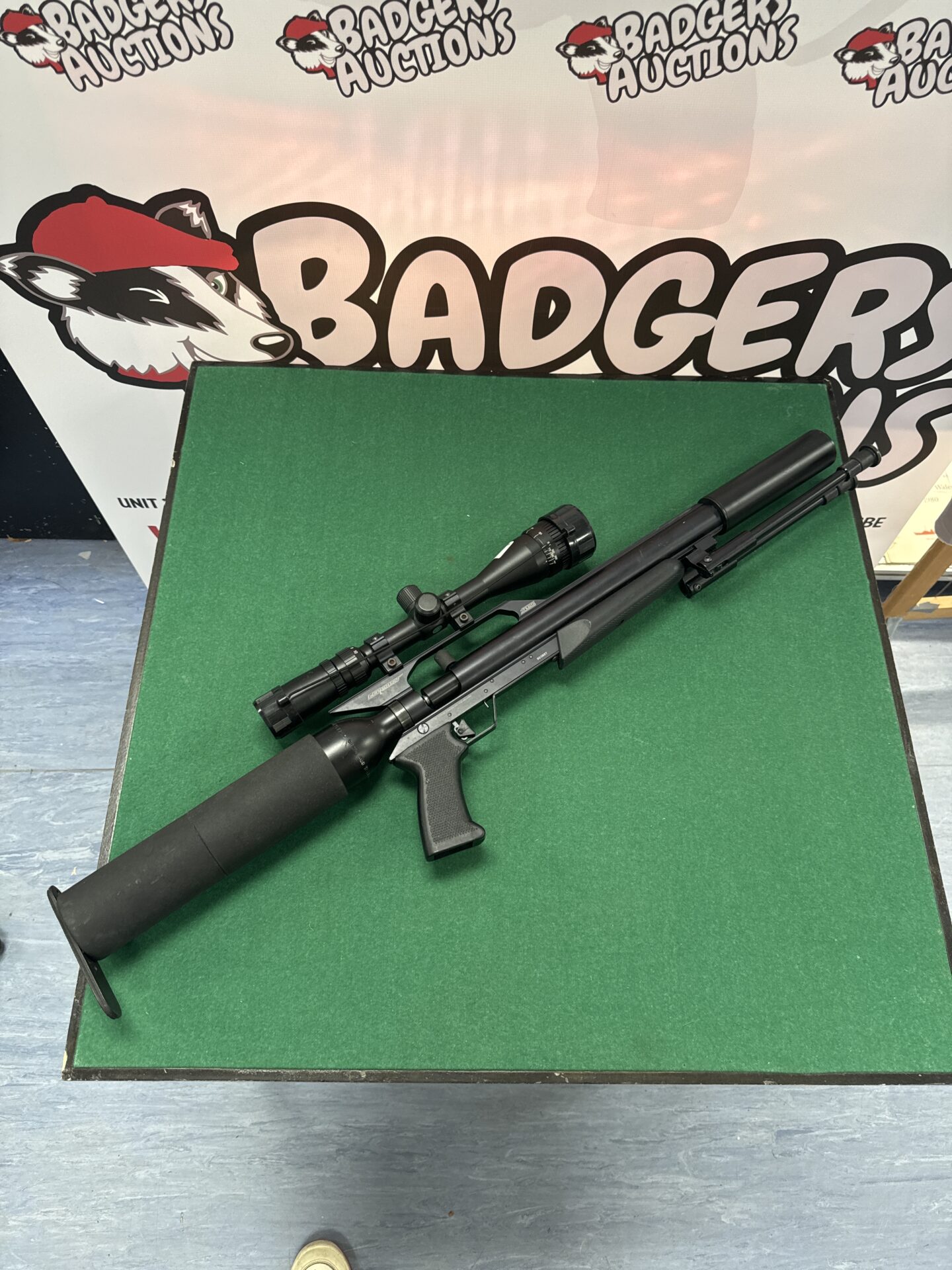 Gunpower stealth co2 rifle with scope & bipod and charging valve adaptor attachment