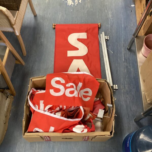 box of sale banners