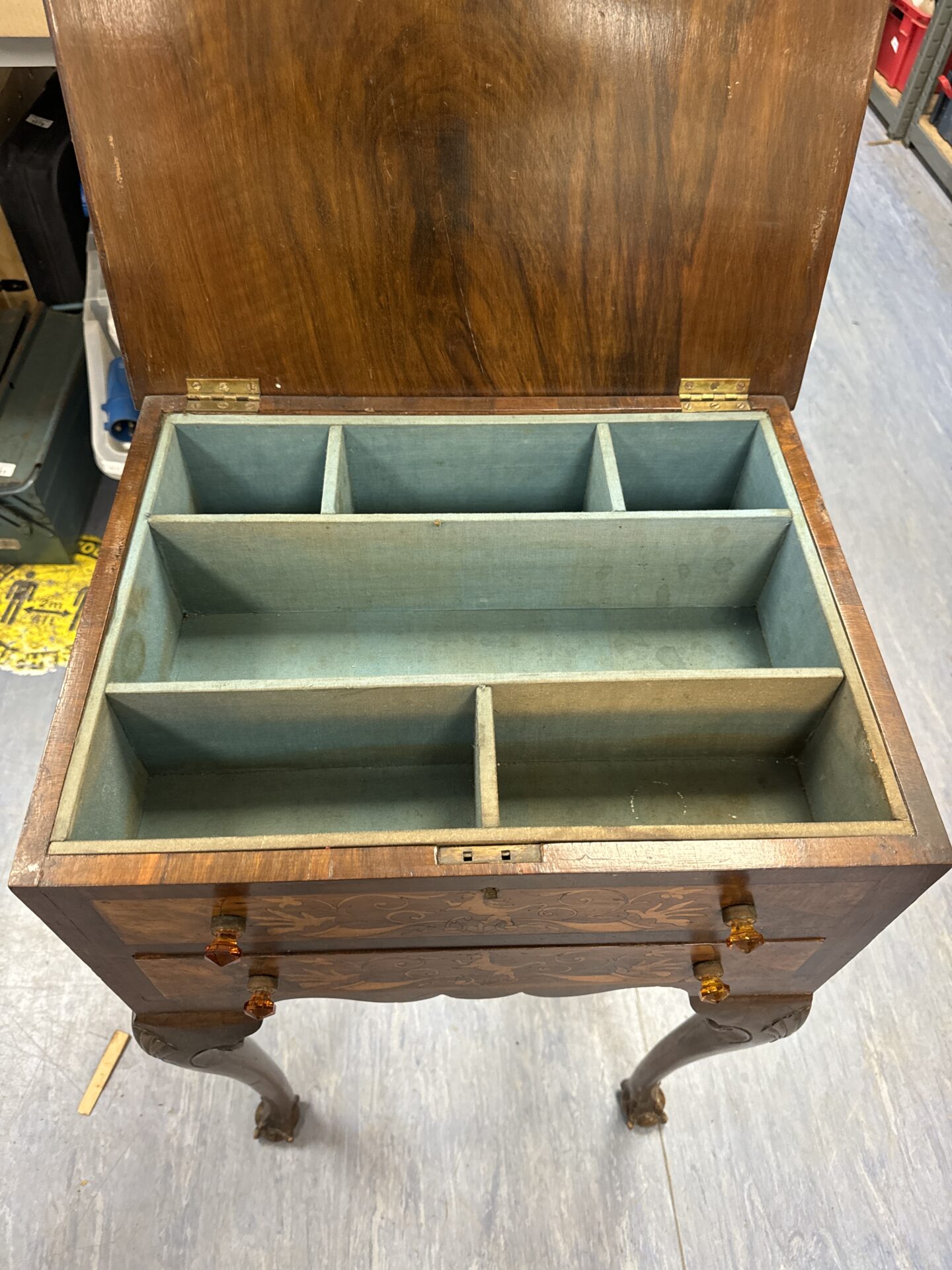 Antique inlaid claw & ball footed sewing box (lid is warped) - Image 2