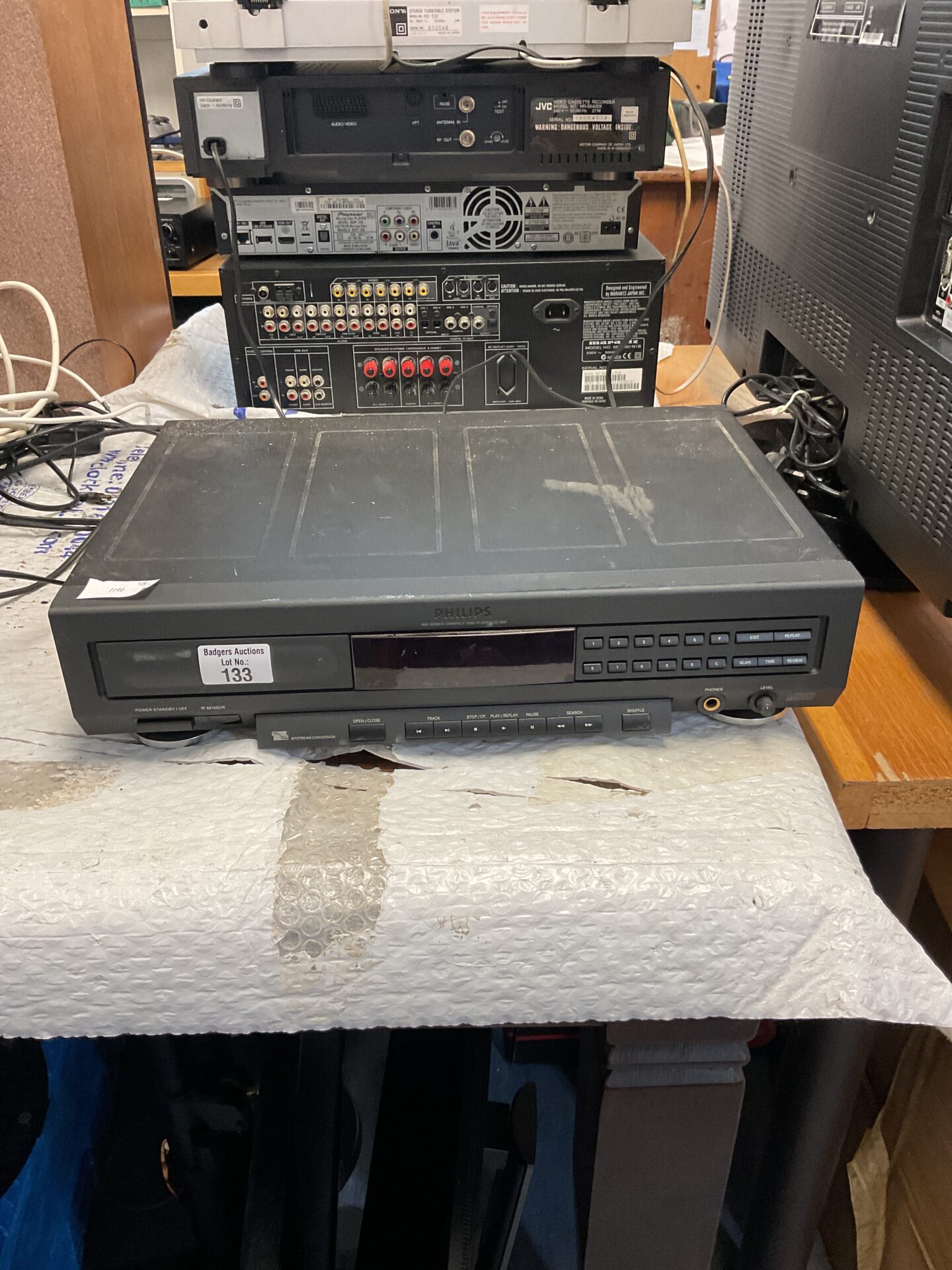 Phillips 900 series CD player